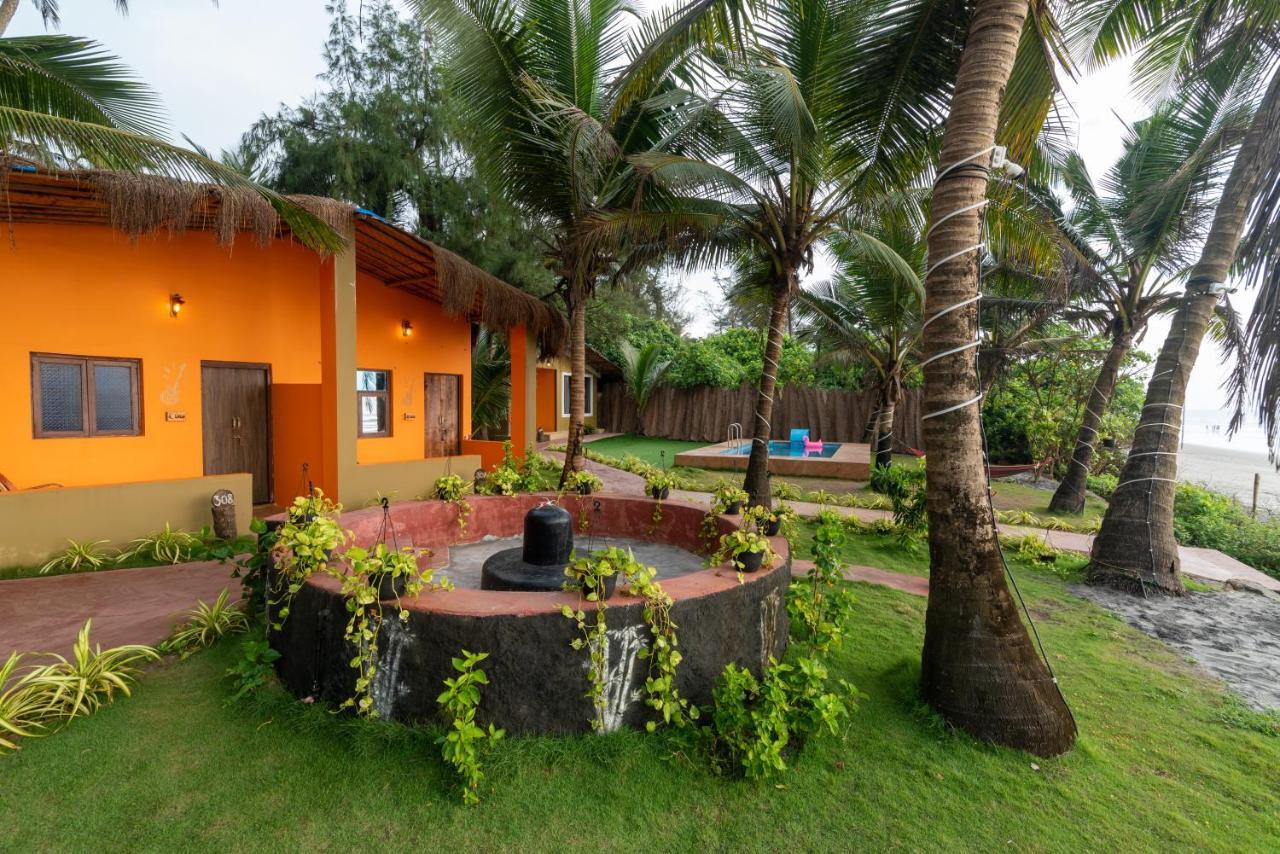 Amadi Front Hotel