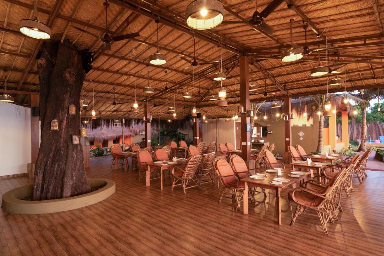 Amadi Front Hotel 4*