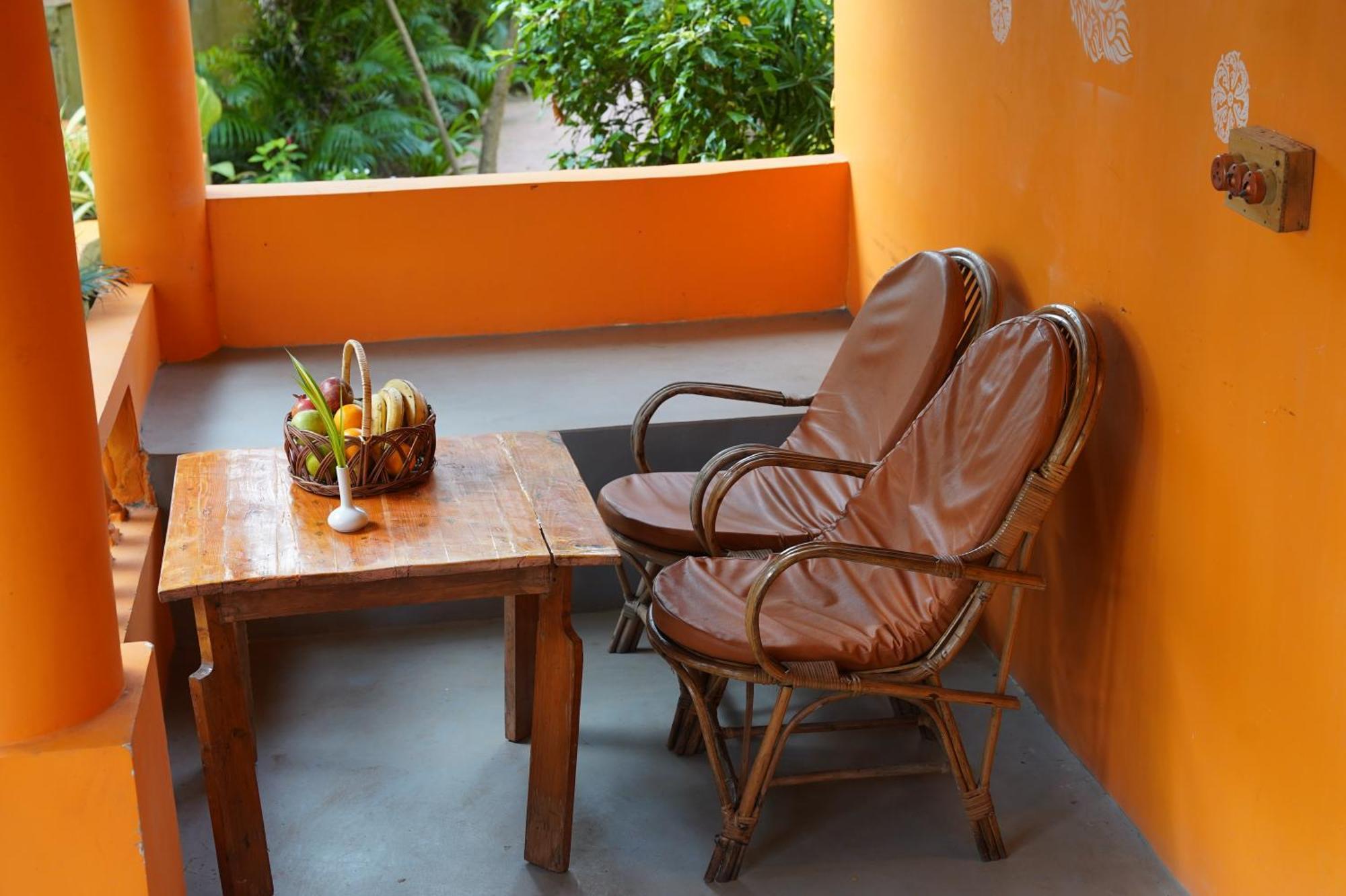 Amadi Front Hotel