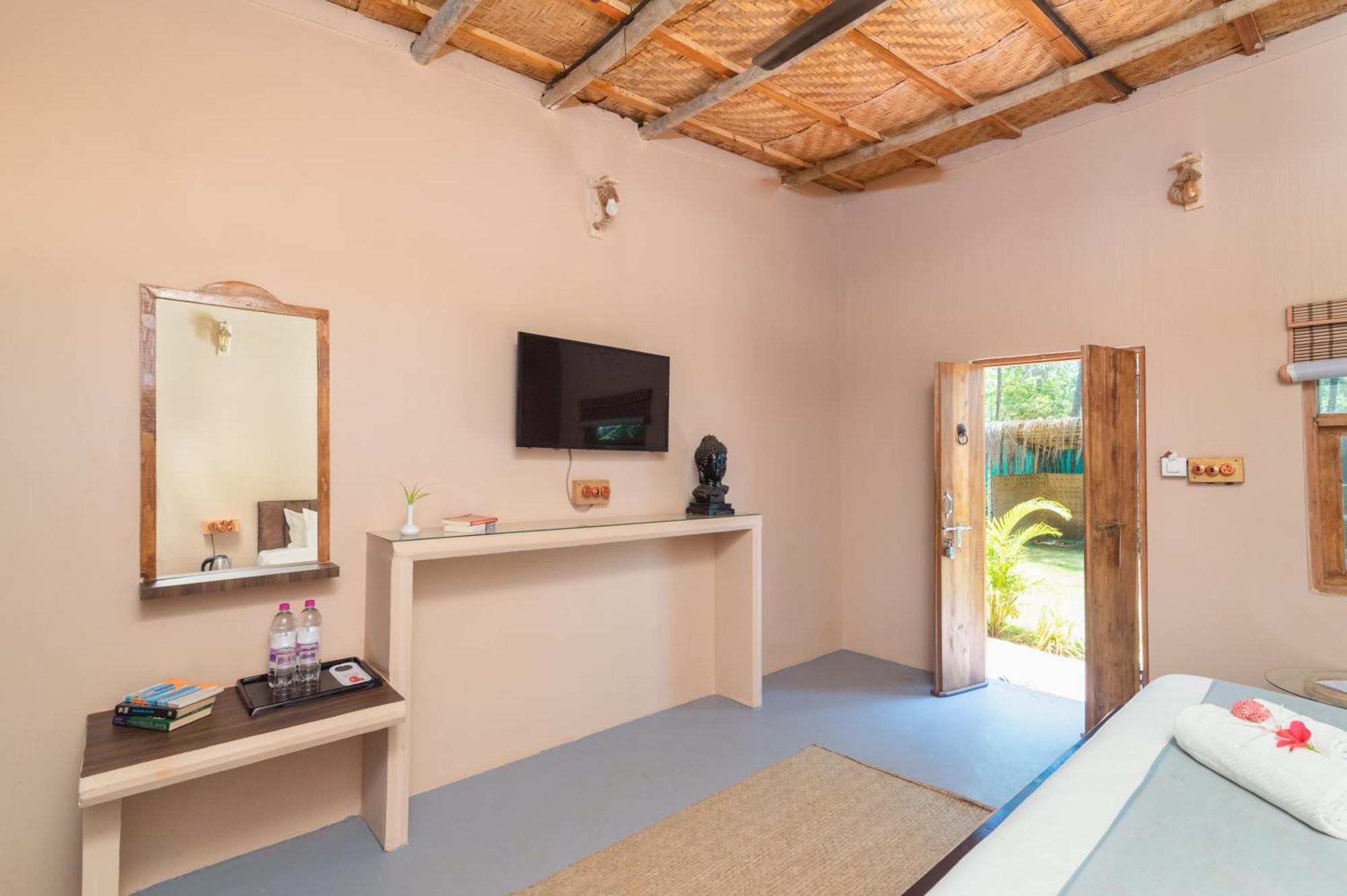 Amadi Front Hotel